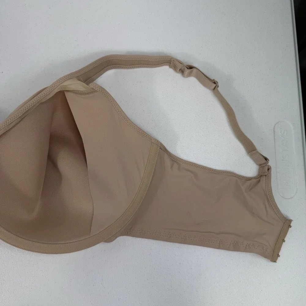 Bali 42DD Bra One Smooth U Ultra Light Shaping‎ Underwire 3439 Full Coverage Tan